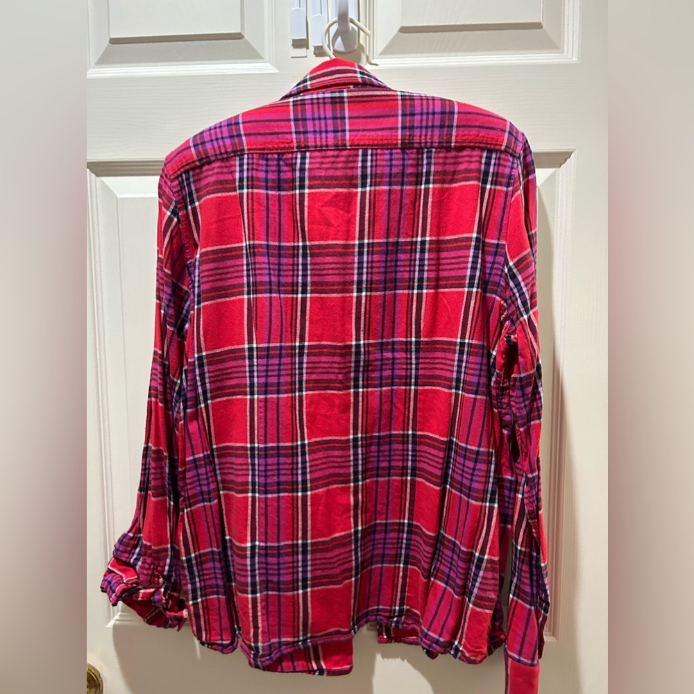 Long sleeve checkered shirt